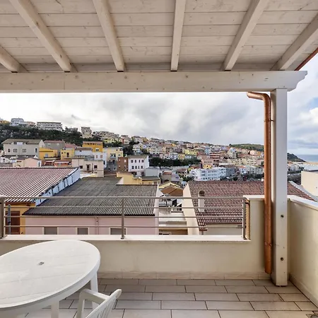 In Pieno Centre, Con Aria Condizionata E Posteggio Castelsardo